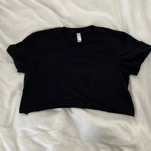 Cropped Tee
